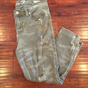 7 Jeans | distressed Army Style